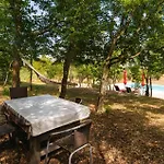 Gorgeous In בית נופש
